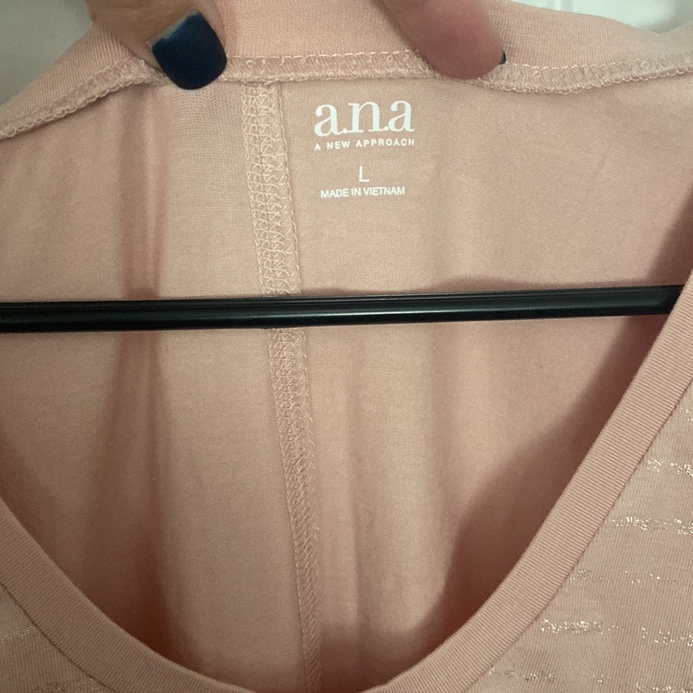 A.N.A - Picture 2 of 3